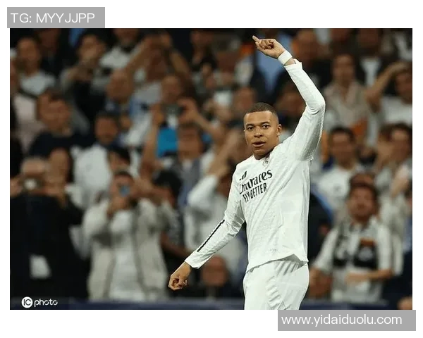 姆巴佩欧冠夜帽子戏法后采访透露未来去向引发热议 姆巴佩欧冠夜帽子戏法后采访透露未来去向引发热议